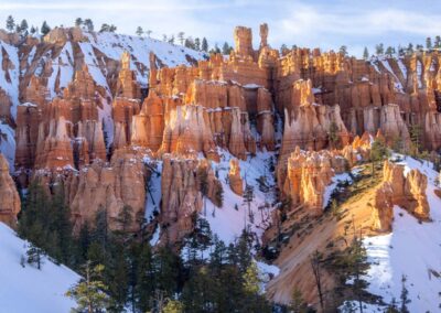 Bryce-Canyon-Peek-a-Boo-Loop-Winter-Hiking