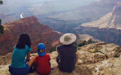 Hiking-Rim-Trail-Grand-Canyon-with-Kids